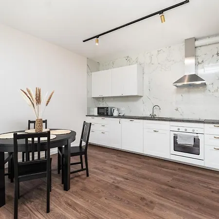 Aleja Sikorskiego 18 By Homeprime Apartment Warschau