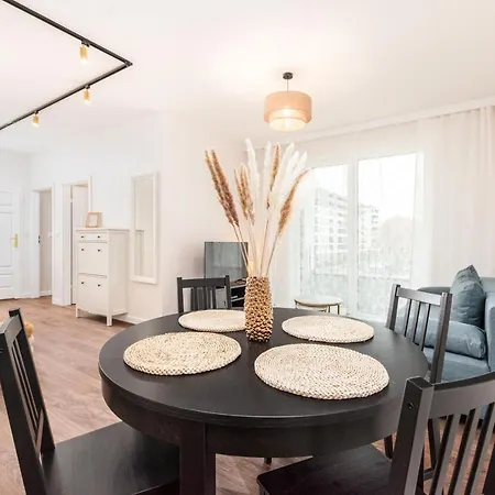 Aleja Sikorskiego 18 By Homeprime Warszawa