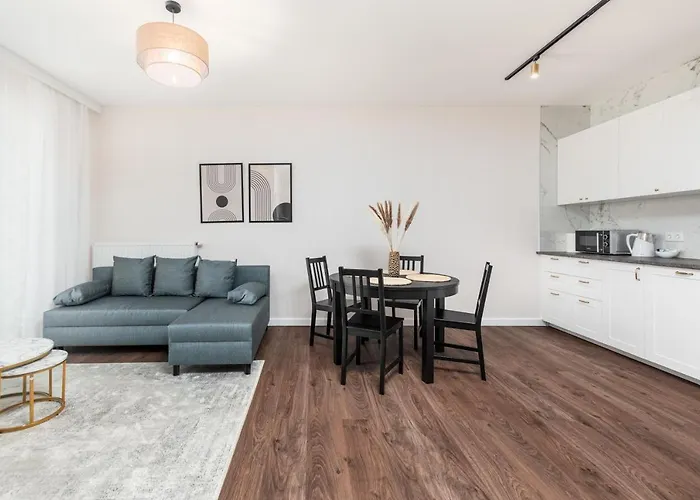 Aleja Sikorskiego 18 By Homeprime * وارسو